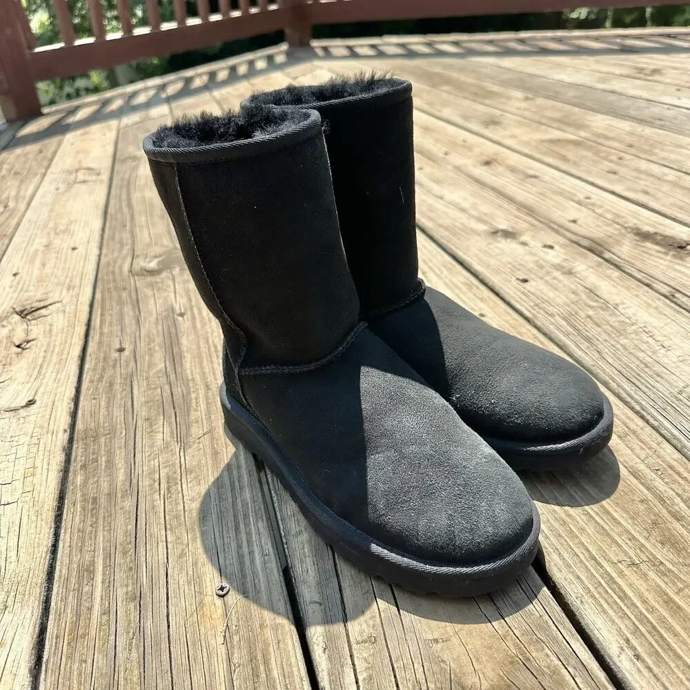 UGG CLASSIC II BOOT BLACK SUEDE SHEARLING LINED WOMENS 8 Great Shape!